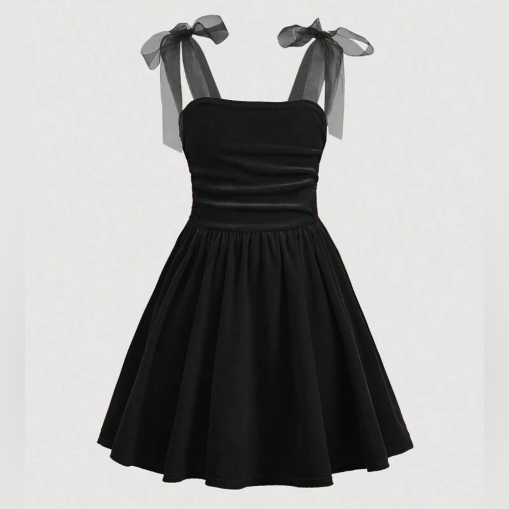 Elegant velvet Dress with Sheer Straps